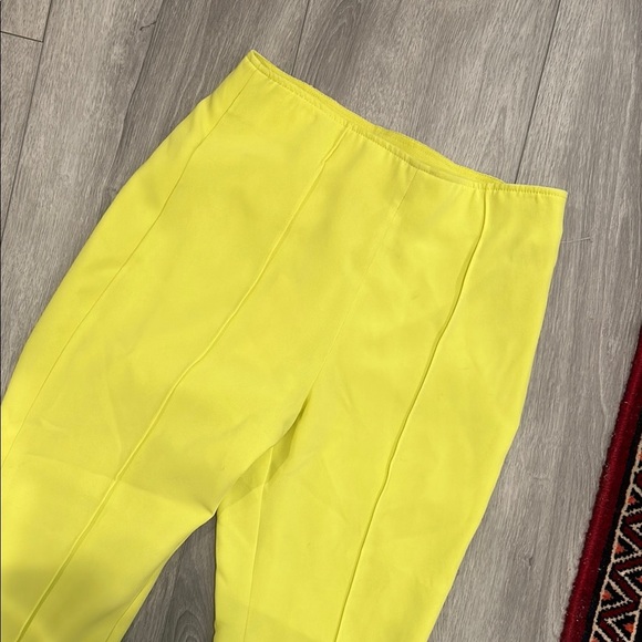 Cinq a sept AMANDA Pants Bright Yellow NWT - Picture 3 of 16